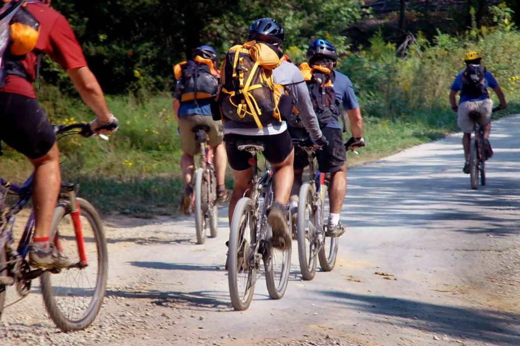 MOUNTAIN BIKE TOUR